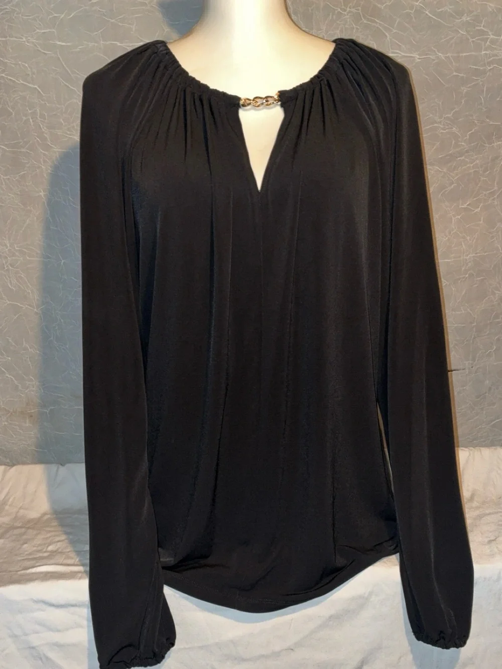 NWT Michael Kors Black Chain Keyhole Blouse L